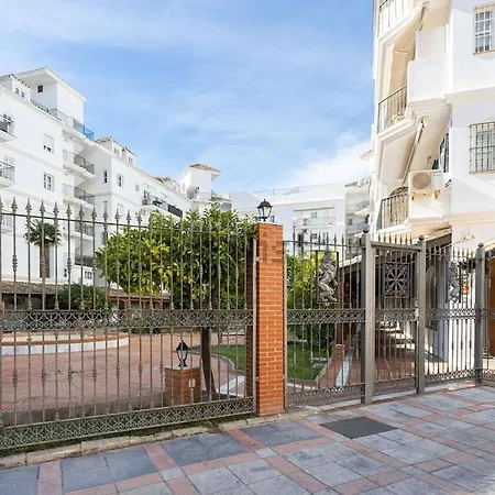 Apartment Family Near The
